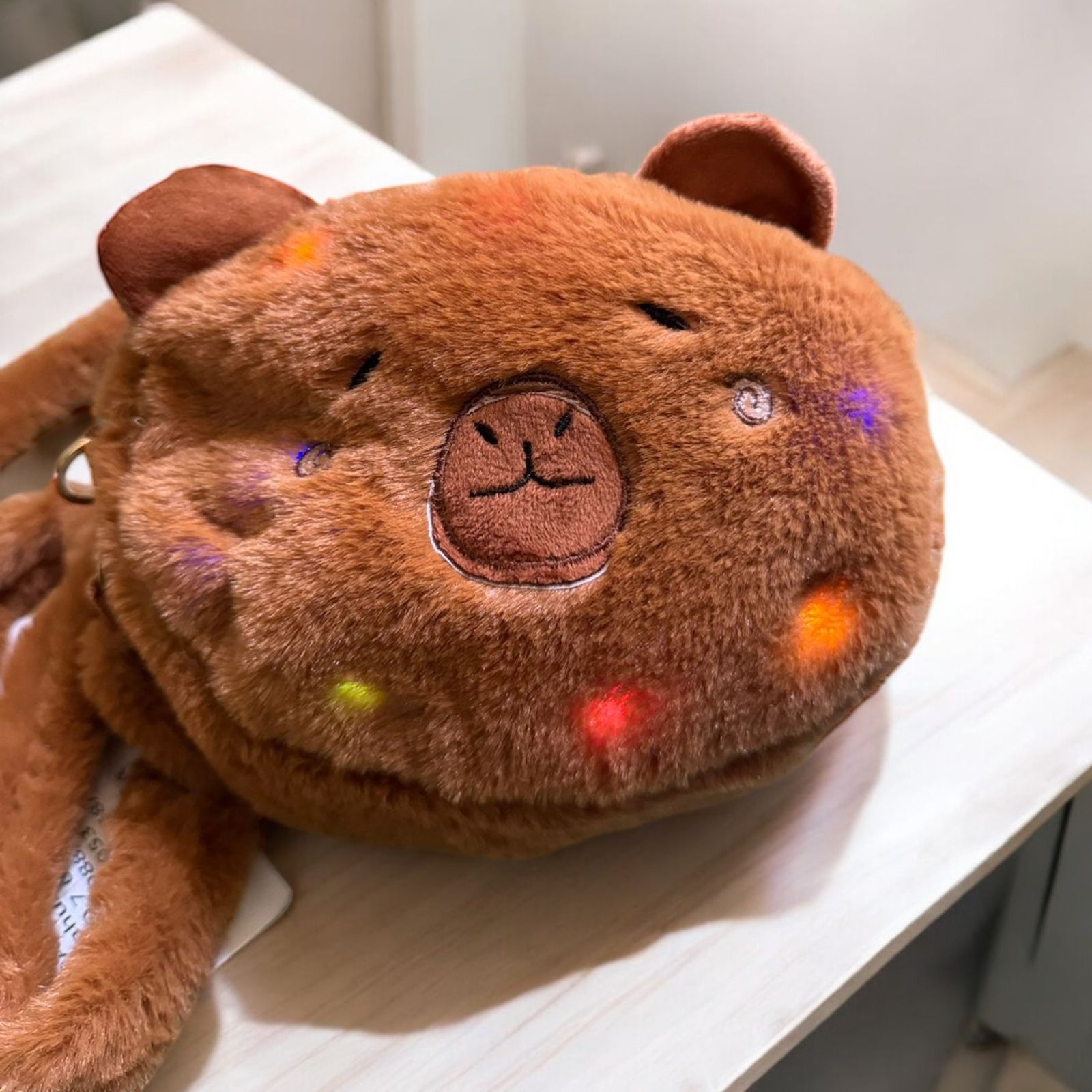 BOLSO CAPIBARA CON LUZ